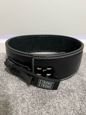 Strong Strong Supply Black Leather Weightlifting Belt